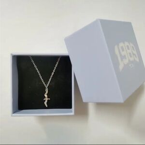 💛TS 1989 Seagull inspired necklace - Silver Pendant - Stylish Swift inspired